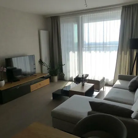 Top Location, Garage, Brand New Building דירה ברטיסלאבה