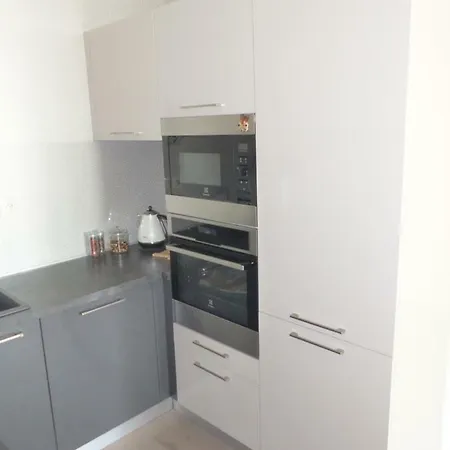 דירה Top Location, Garage, Brand New Building *